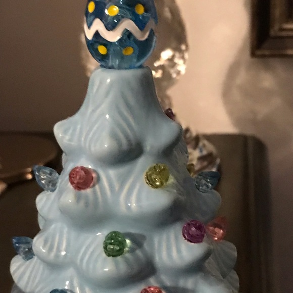 Retro Lighted Ceramic Easter Trees/Accents - Picture 10 of 11